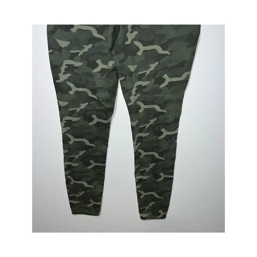 Maurice’s women’s camouflage pants - Picture 3 of 10